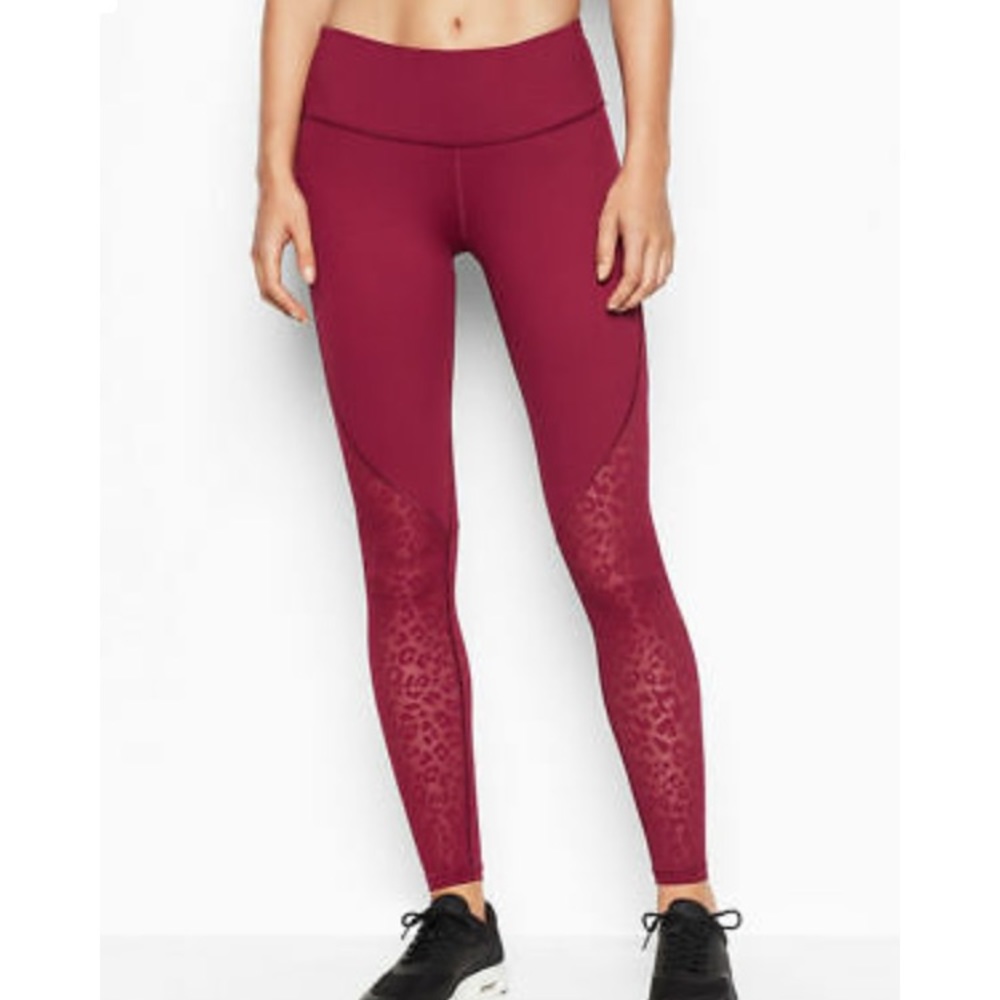 VS Victoria Sport Knockout Tight Legging